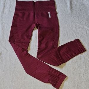 Gymshark Energy Seamless Leggings Beet Color Lasered Detail Ankle Size Small